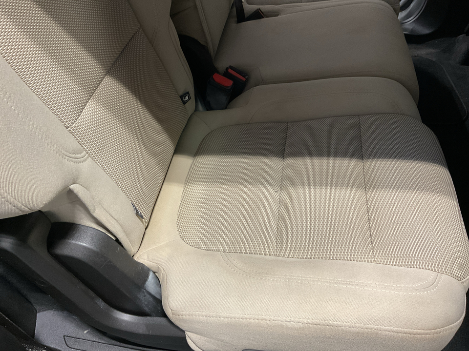 2022 Chevrolet Traverse LS FWD