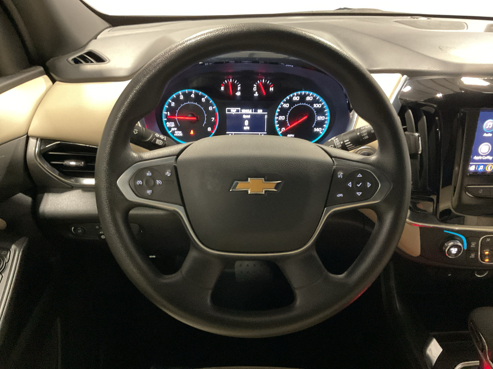 2022 Chevrolet Traverse LS FWD