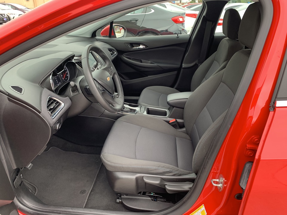 2019 Chevrolet Cruze LT Auto