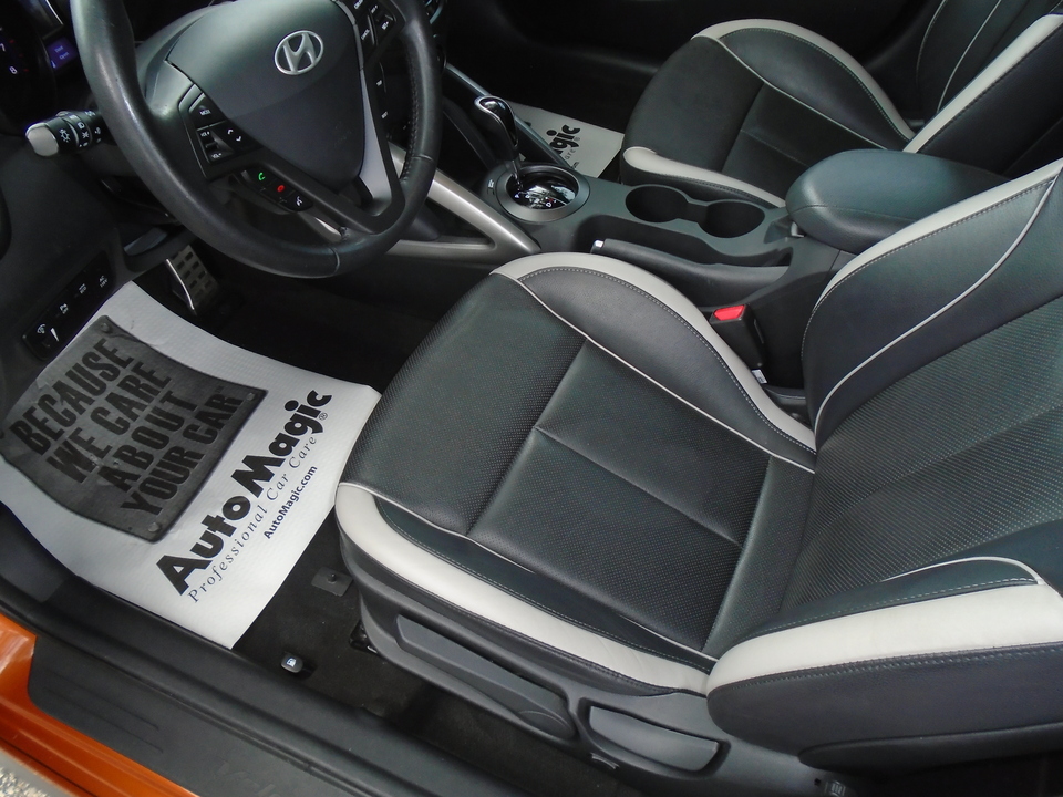 2013 Hyundai Veloster Base