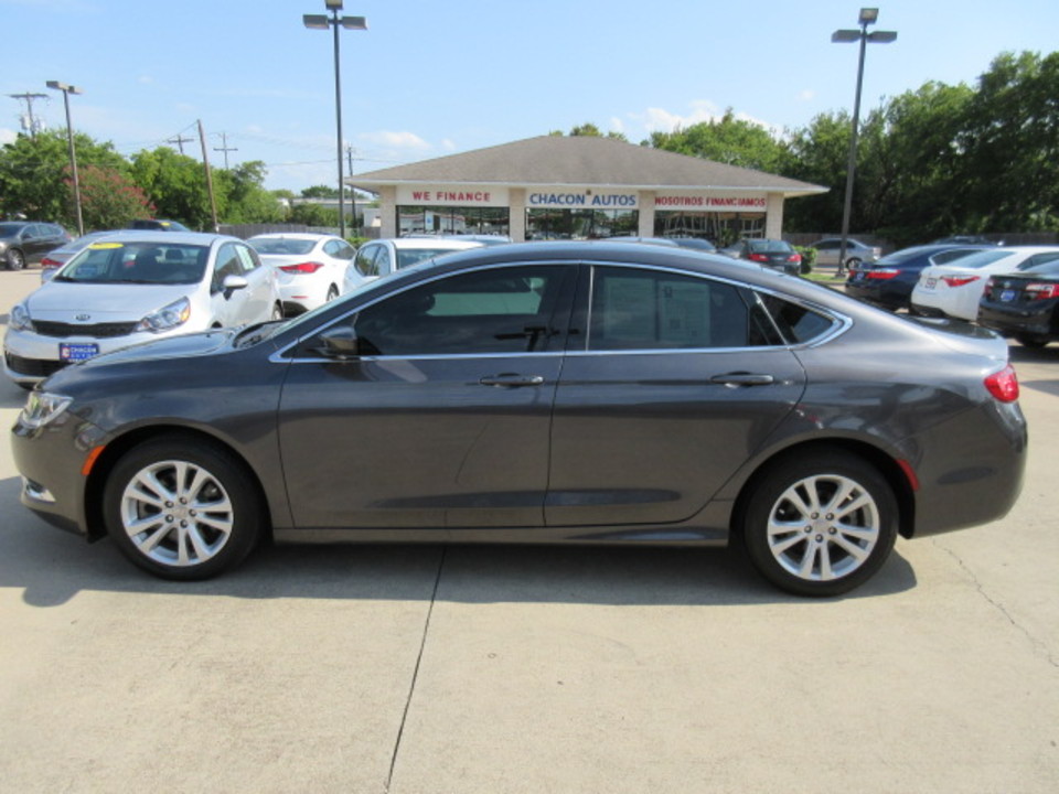 2016 Chrysler 200 Limited