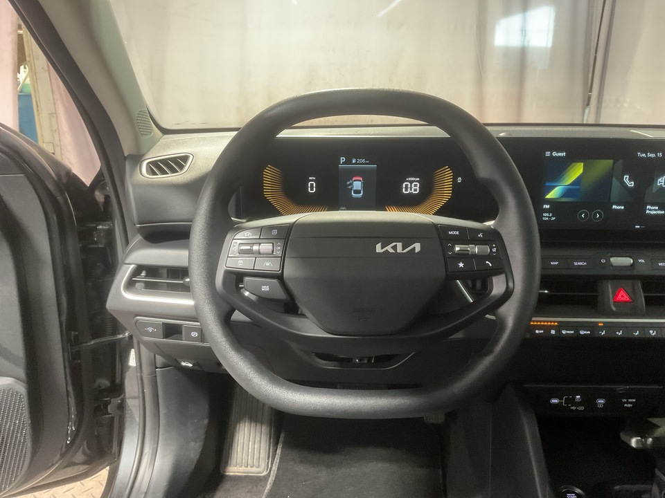 2025 Kia K4 LX