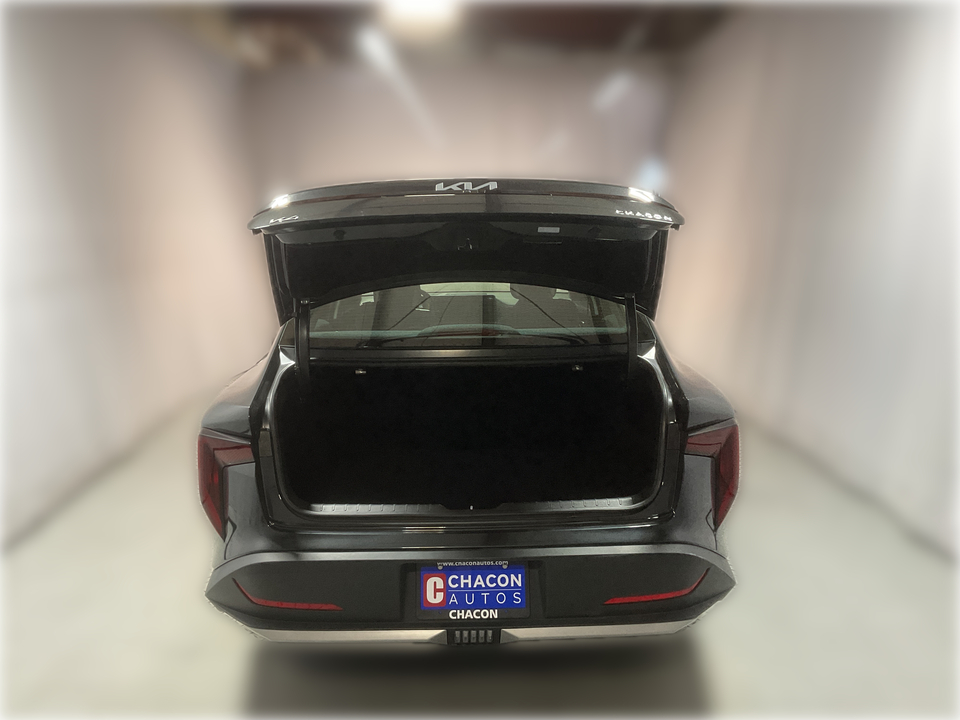 2025 Kia K4 LX