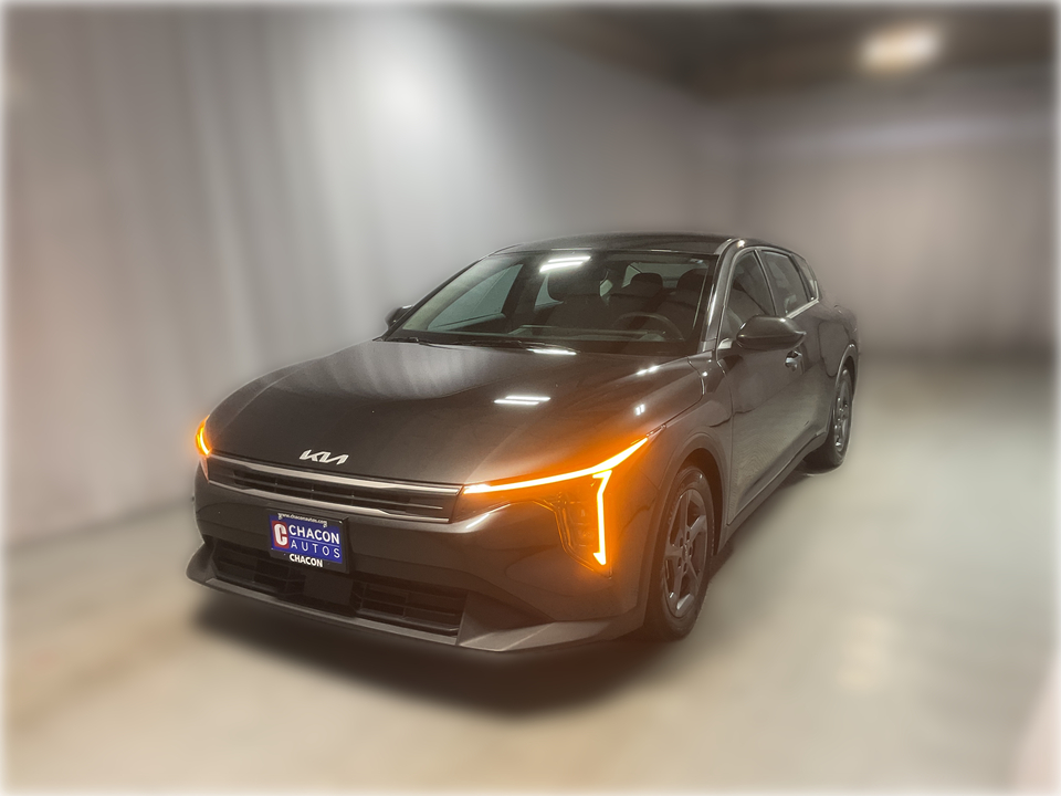 2025 Kia K4 LX