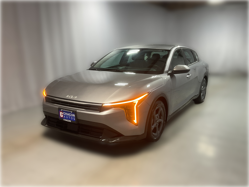 2025 Kia K4 LX