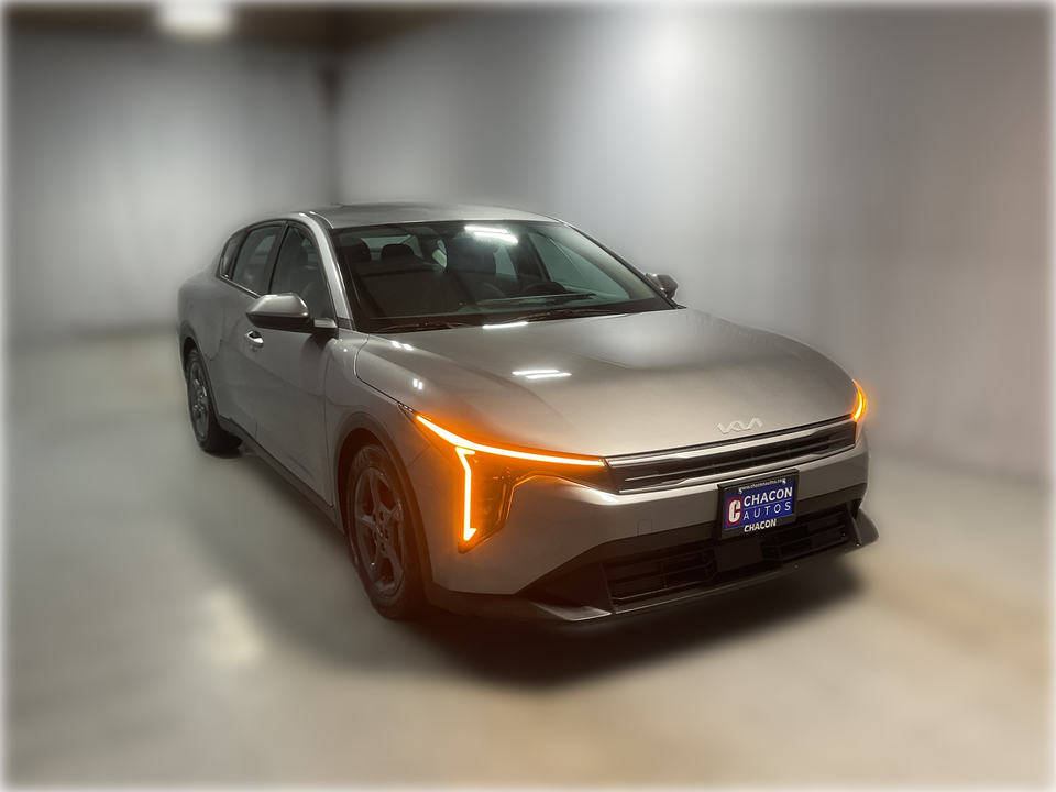 2025 Kia K4 LX
