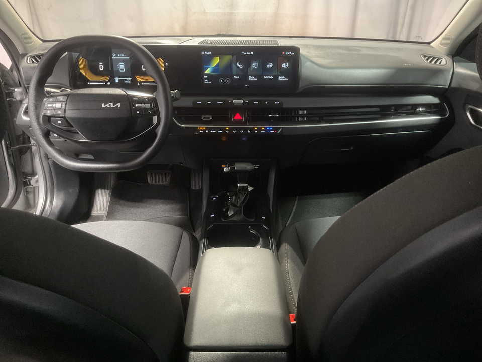 2025 Kia K4 LX