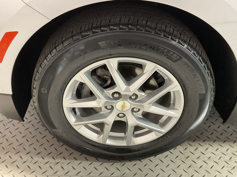 2022 Chevrolet Equinox LS 2WD