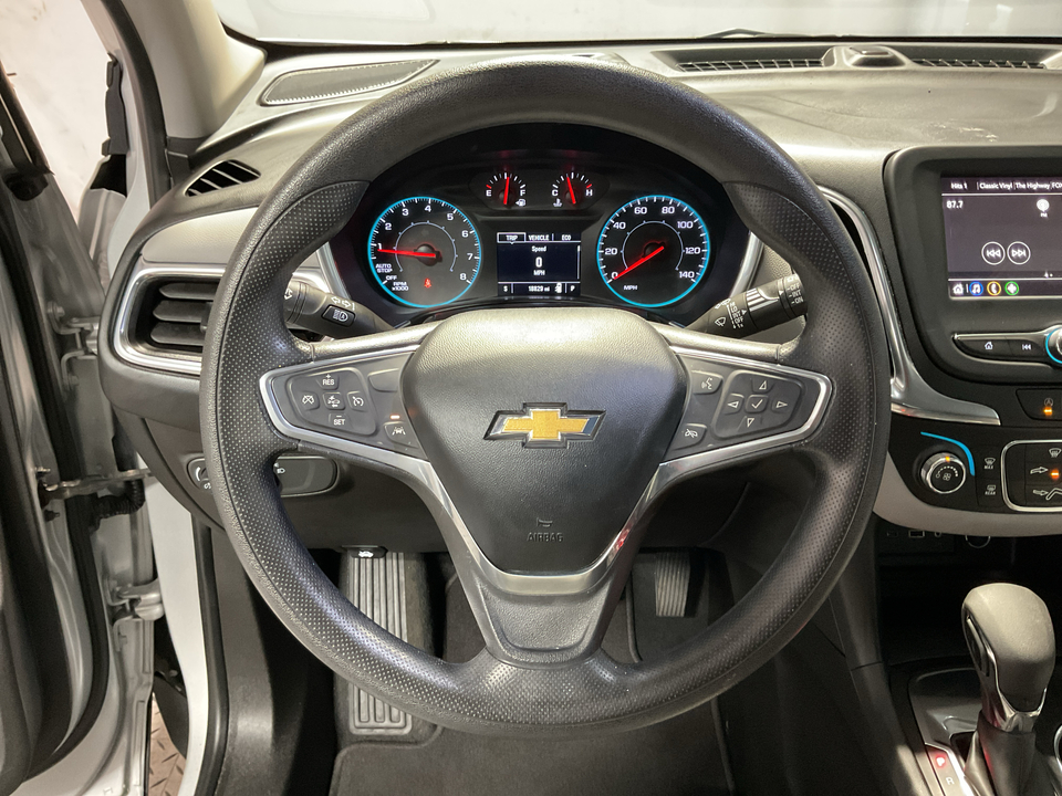 2022 Chevrolet Equinox LS 2WD