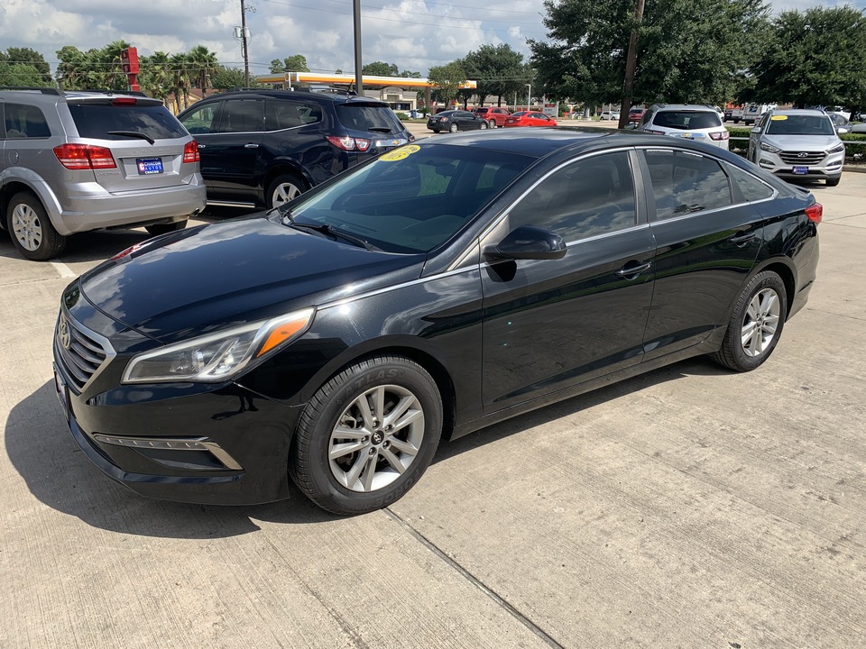 Used 2015 Hyundai Sonata SE for Sale - Chacon Autos