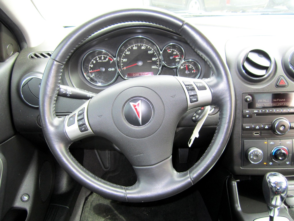 2010 Pontiac G6 Base