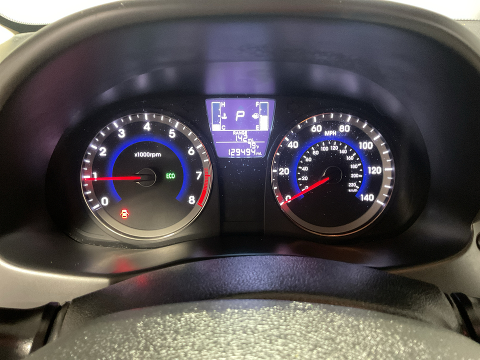 2016 Hyundai Accent SE 4-Door 6A