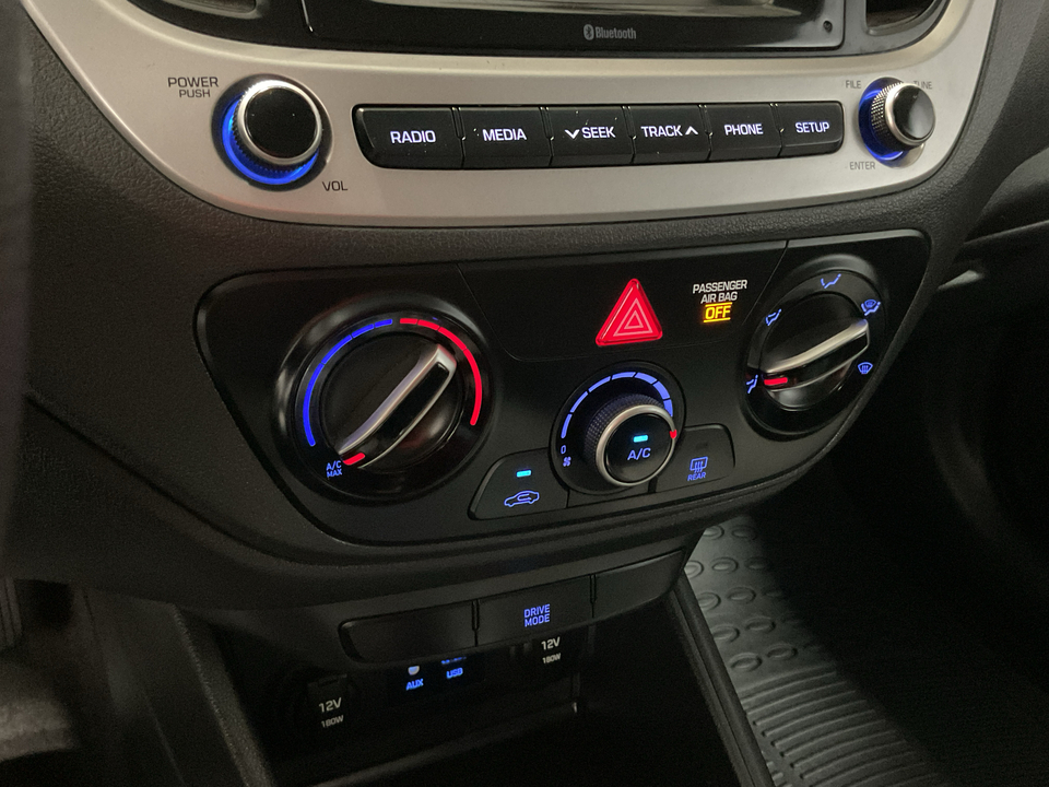2020 Hyundai Accent SE 4-Door 6A