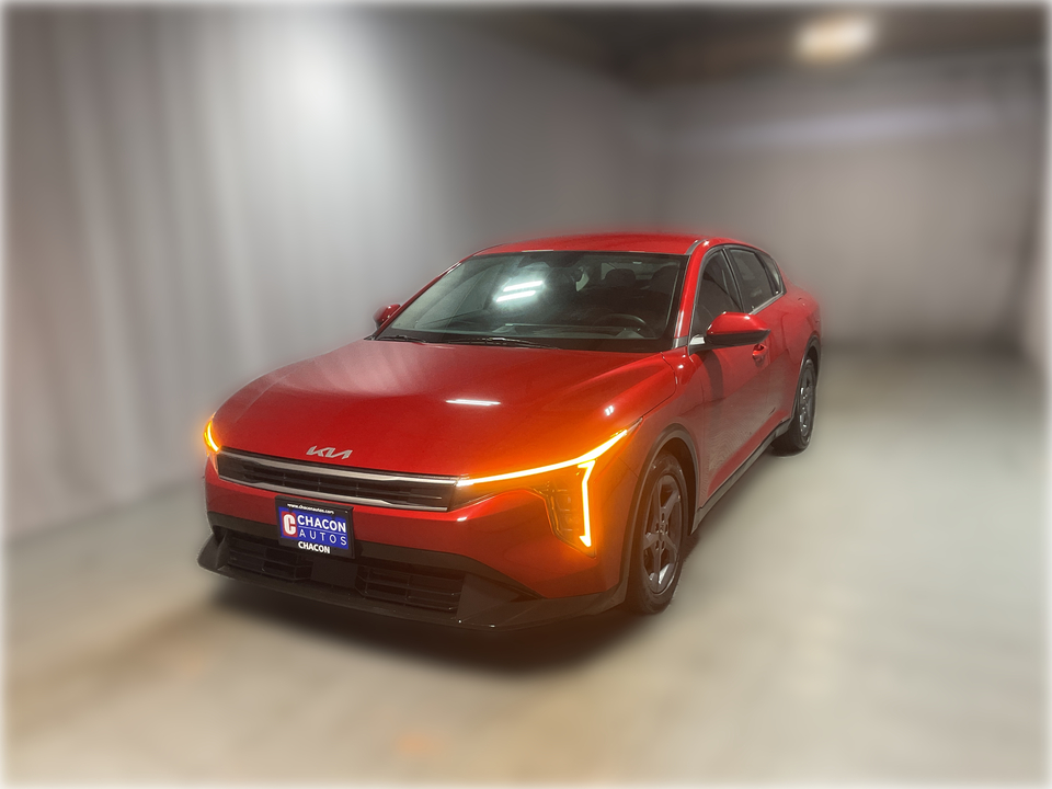 2025 Kia K4 LX