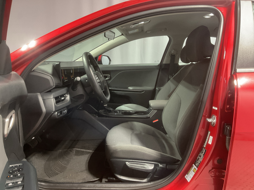 2025 Kia K4 LX