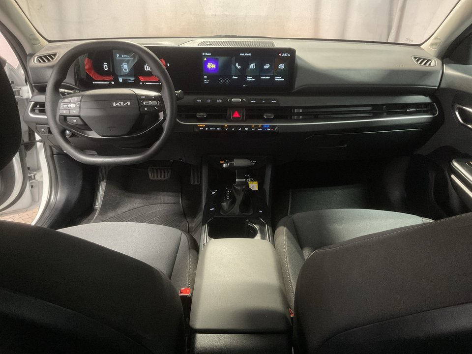 2025 Kia K4 LX
