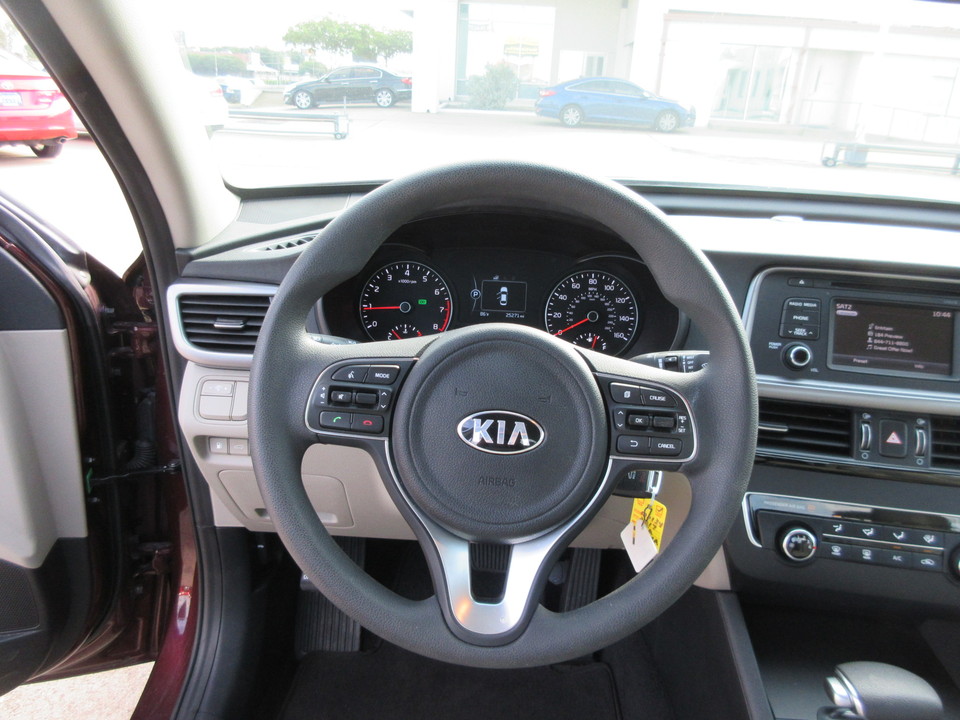 2017 Kia Optima LX