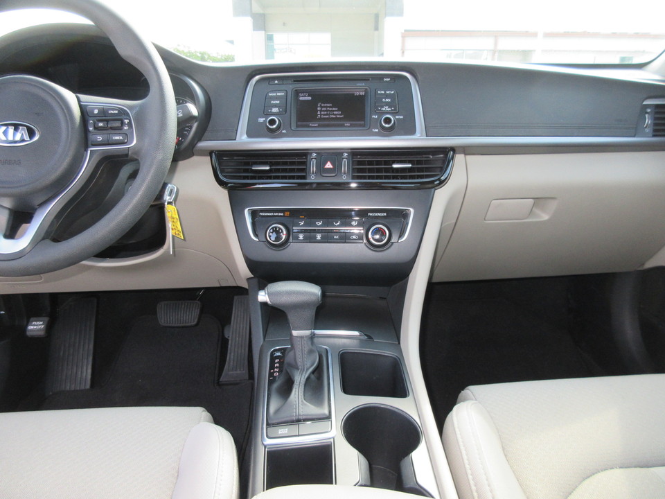 2017 Kia Optima LX
