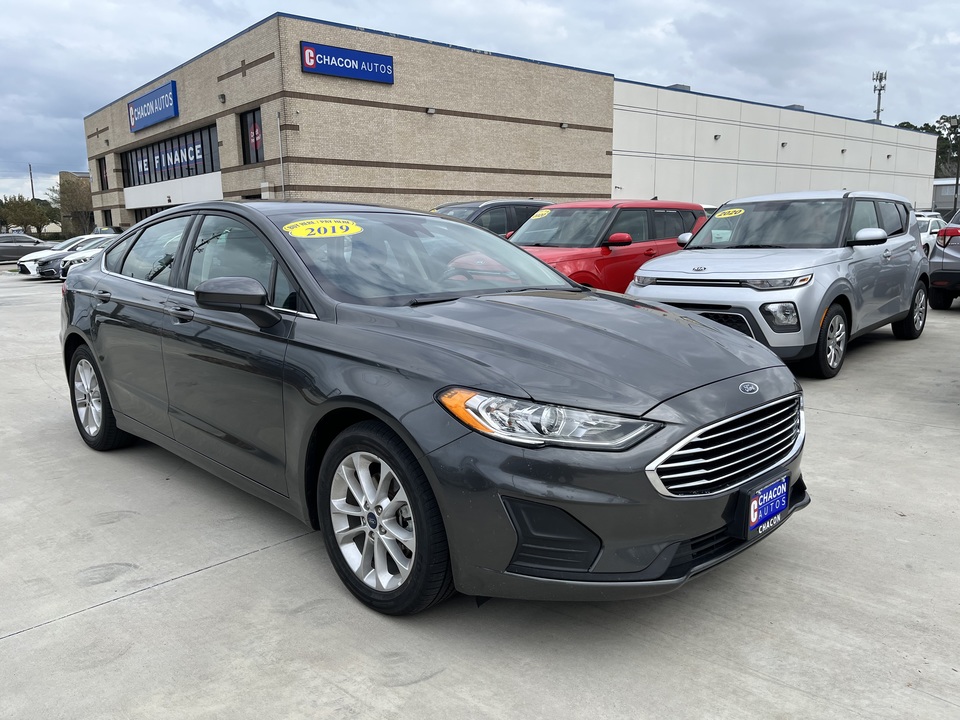 Used 2019 Ford Fusion SE for Sale - Chacon Autos