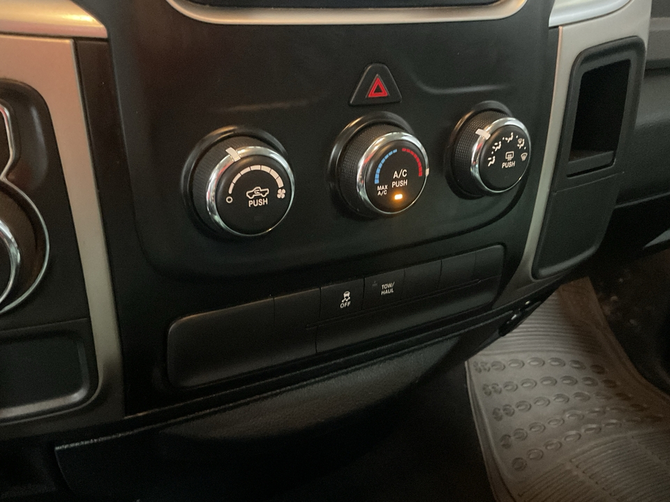 2018 Ram 1500 SLT Quad Cab 2WD