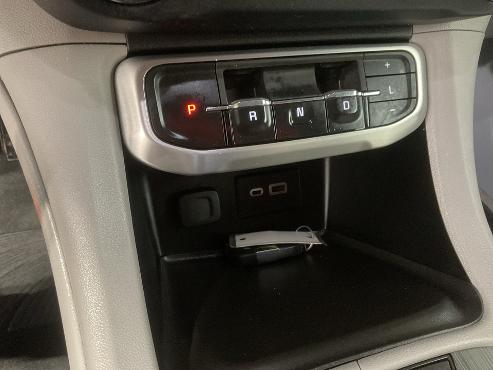 2020 GMC Acadia SLT