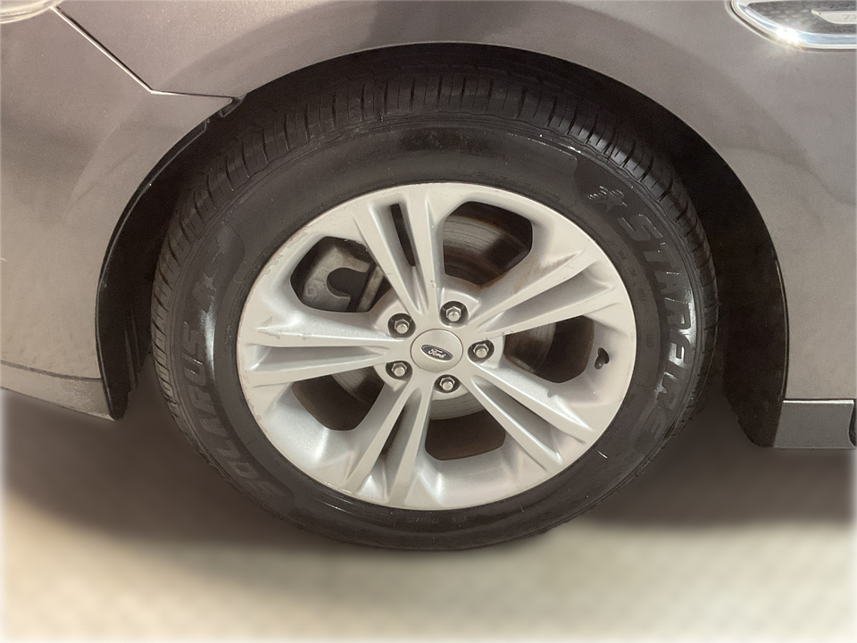 2018 Ford Taurus SE FWD