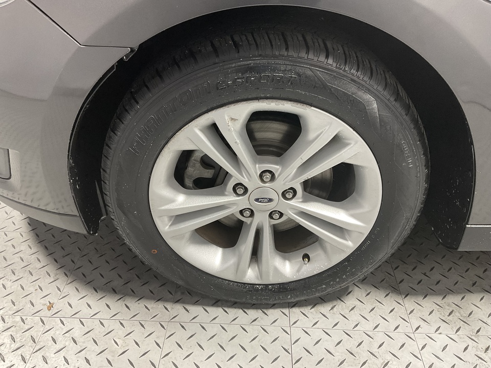 2018 Ford Taurus SE FWD