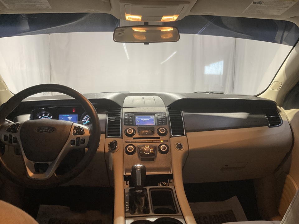 2018 Ford Taurus SE FWD