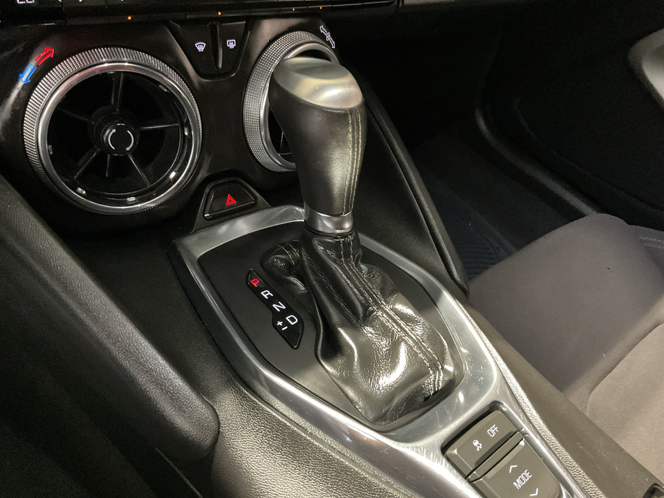 2018 Chevrolet Camaro 1LT Coupe 8A