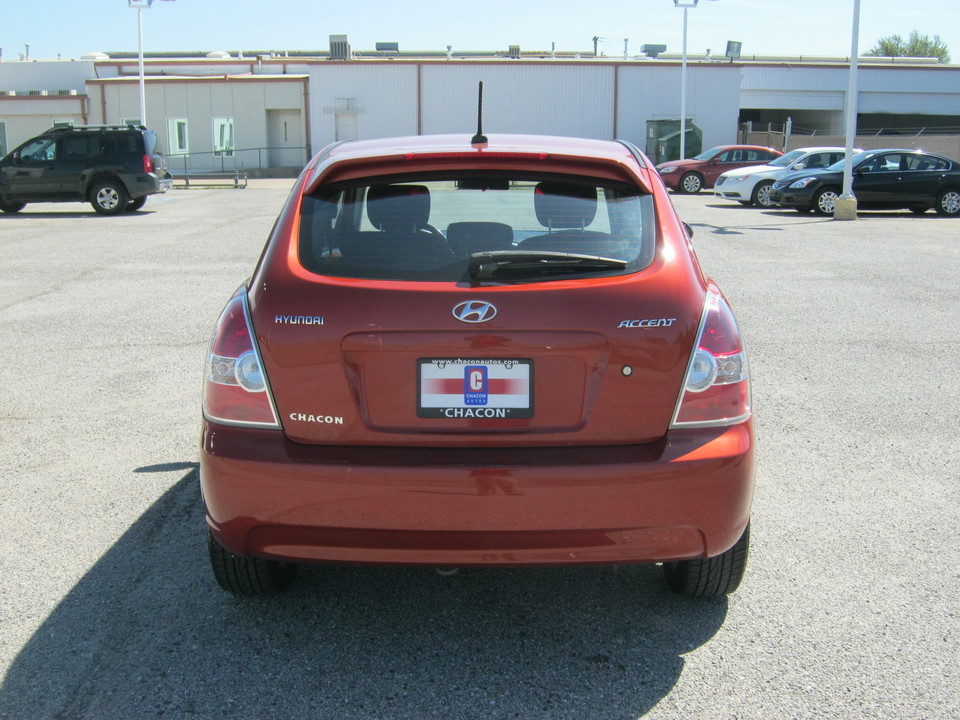 2009 Hyundai Accent SE 3-Door