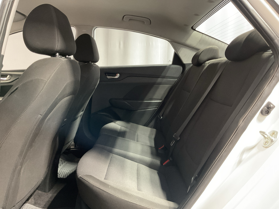 2020 Hyundai Accent SE 4-Door 6A