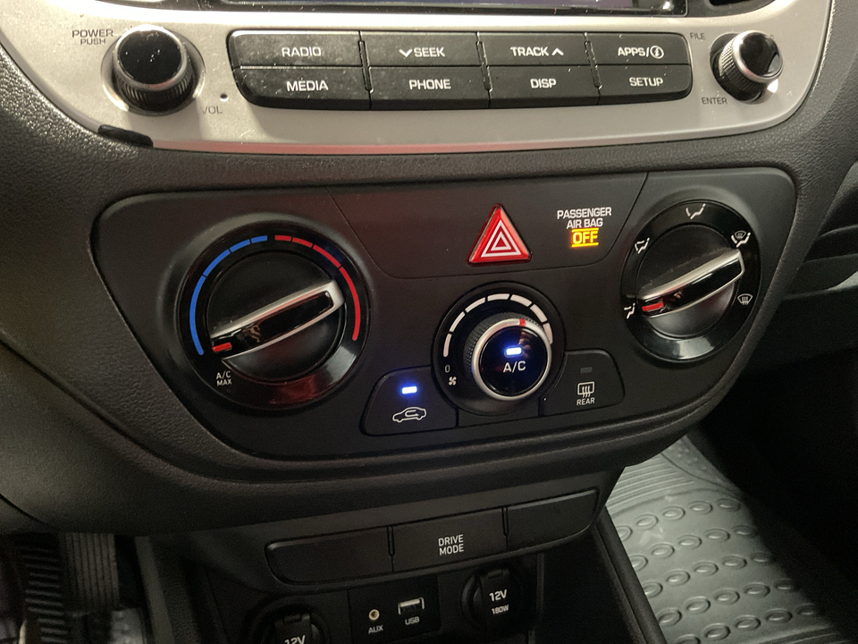 2020 Hyundai Accent SE 4-Door 6A