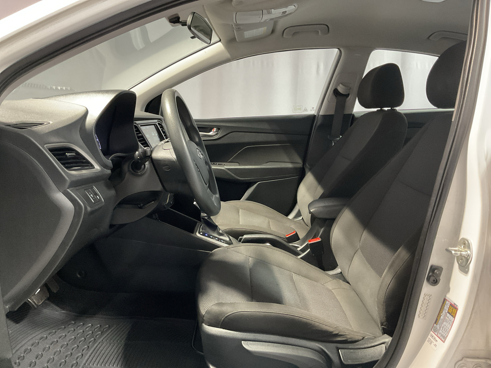 2020 Hyundai Accent SE 4-Door 6A
