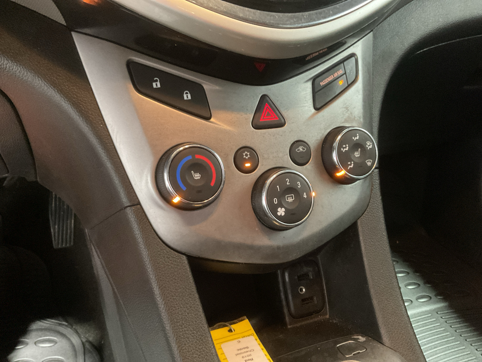 2019 Chevrolet Sonic Premier Auto Sedan