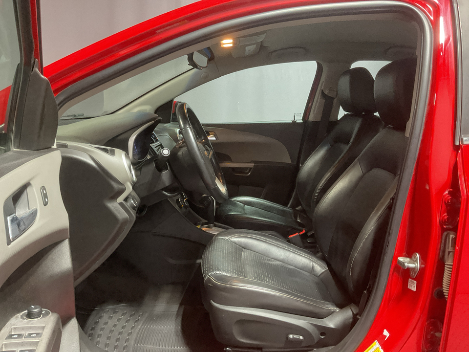 2019 Chevrolet Sonic Premier Auto Sedan