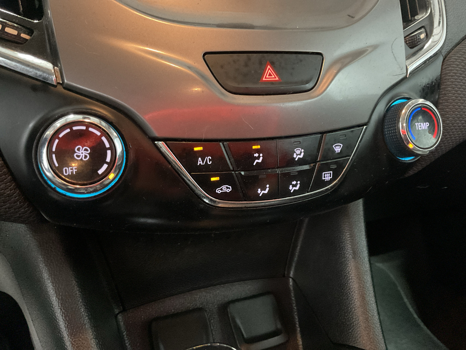 2018 Chevrolet Cruze LT Auto