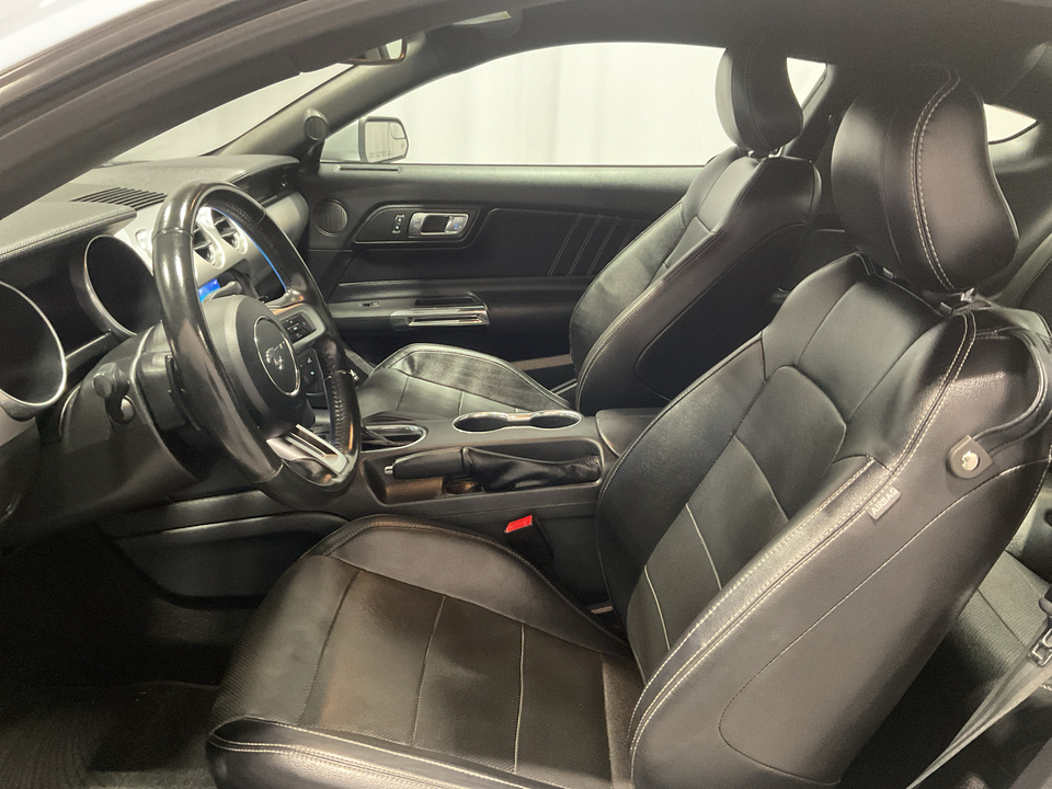 2020 Ford Mustang EcoBoost Coupe