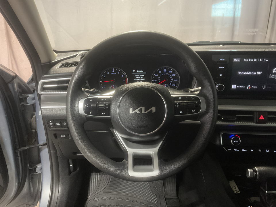 2022 Kia K5 LXS