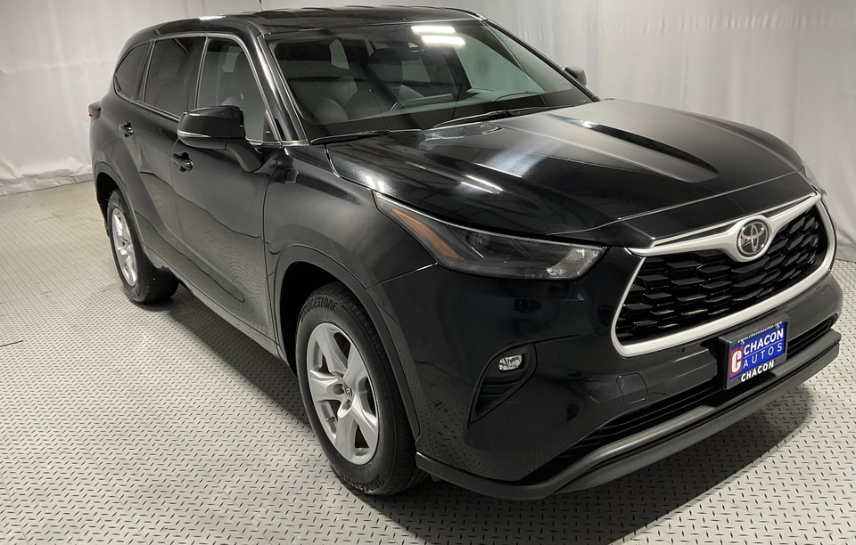 Used 2022 Toyota Highlander in Dallas, TX ( D127191 ) | Chacon Autos