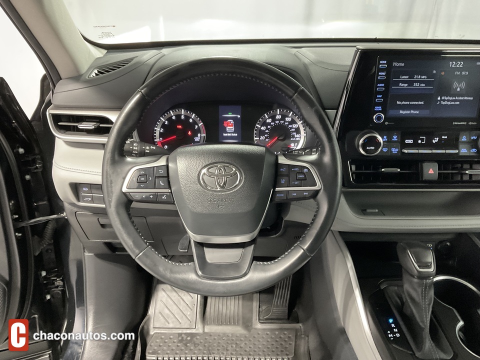 2022 Toyota Highlander LE FWD V6