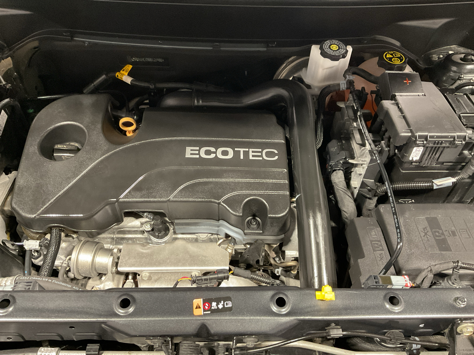 2021 Chevrolet Equinox LS 2WD