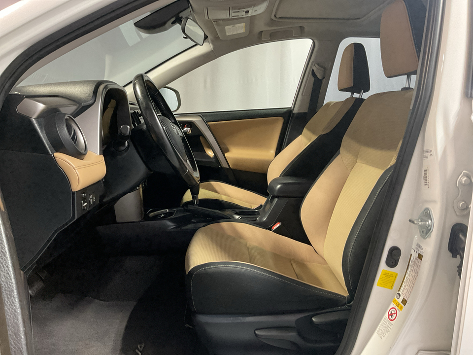 2018 Toyota RAV4 XLE FWD