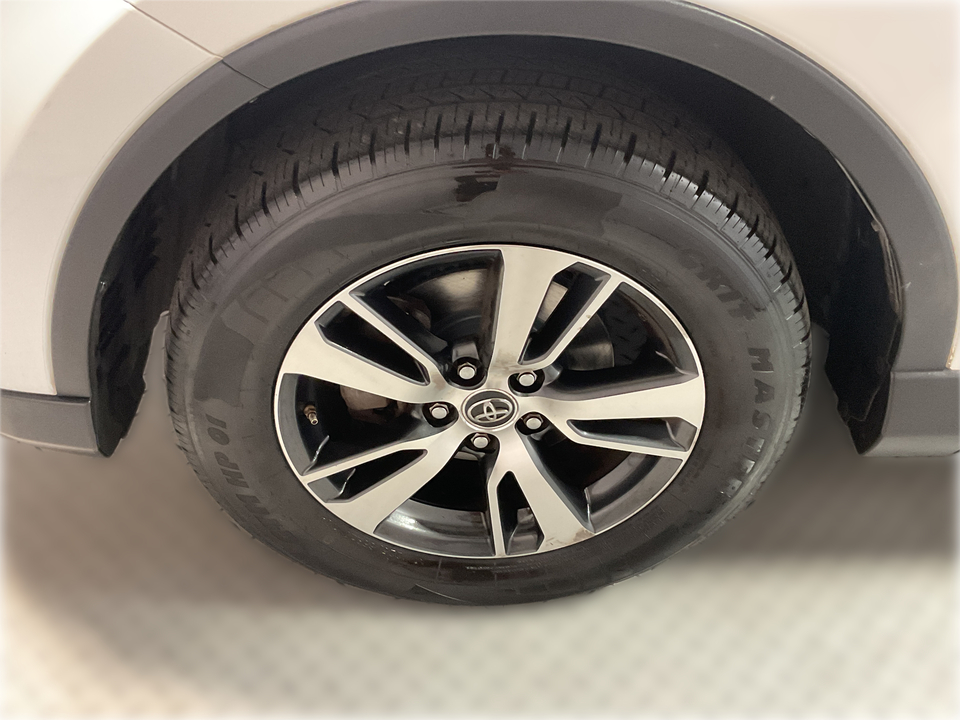 2018 Toyota RAV4 XLE FWD