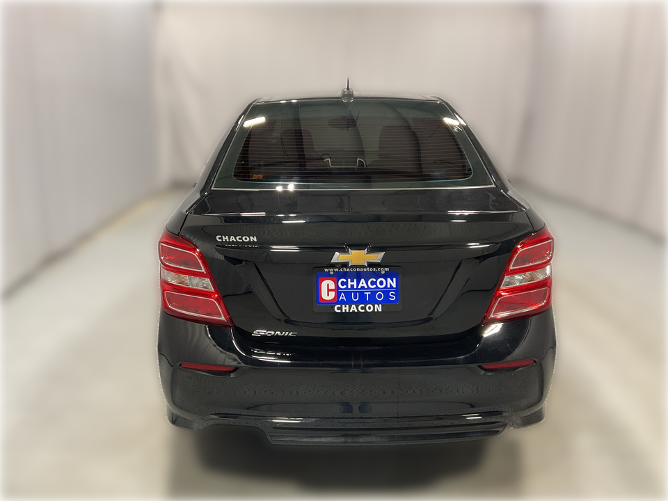 2019 Chevrolet Sonic LT Auto Sedan