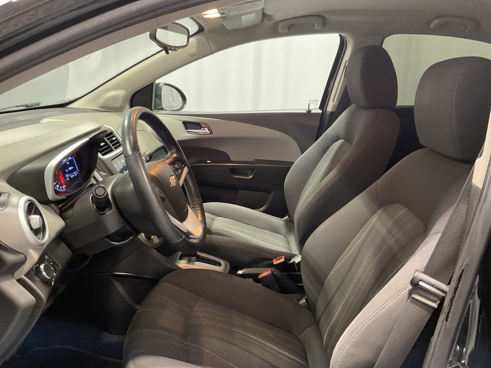 2019 Chevrolet Sonic LT Auto Sedan