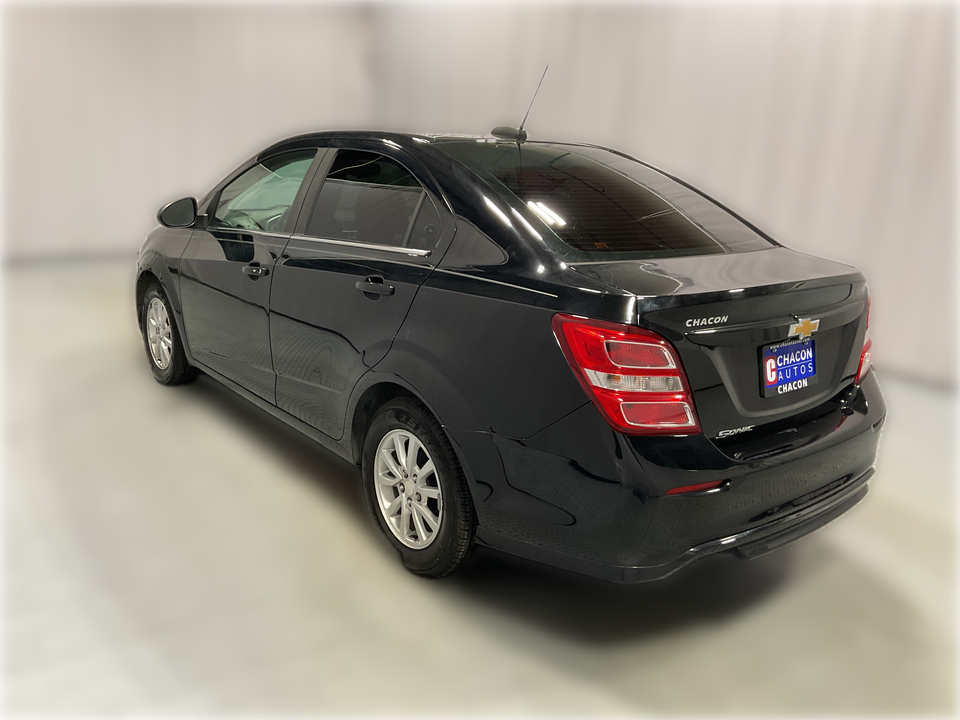 2019 Chevrolet Sonic LT Auto Sedan