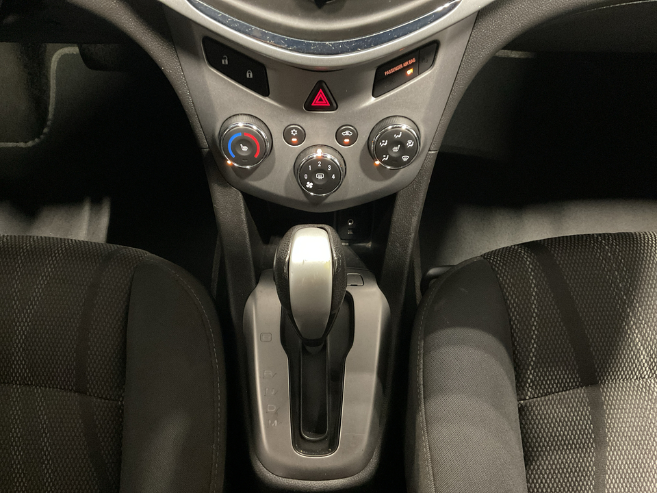 2019 Chevrolet Sonic LT Auto Sedan