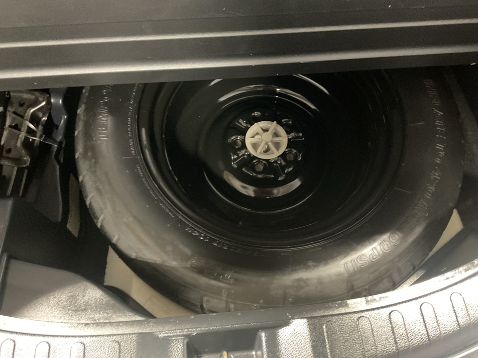 2018 Toyota RAV4 LE FWD