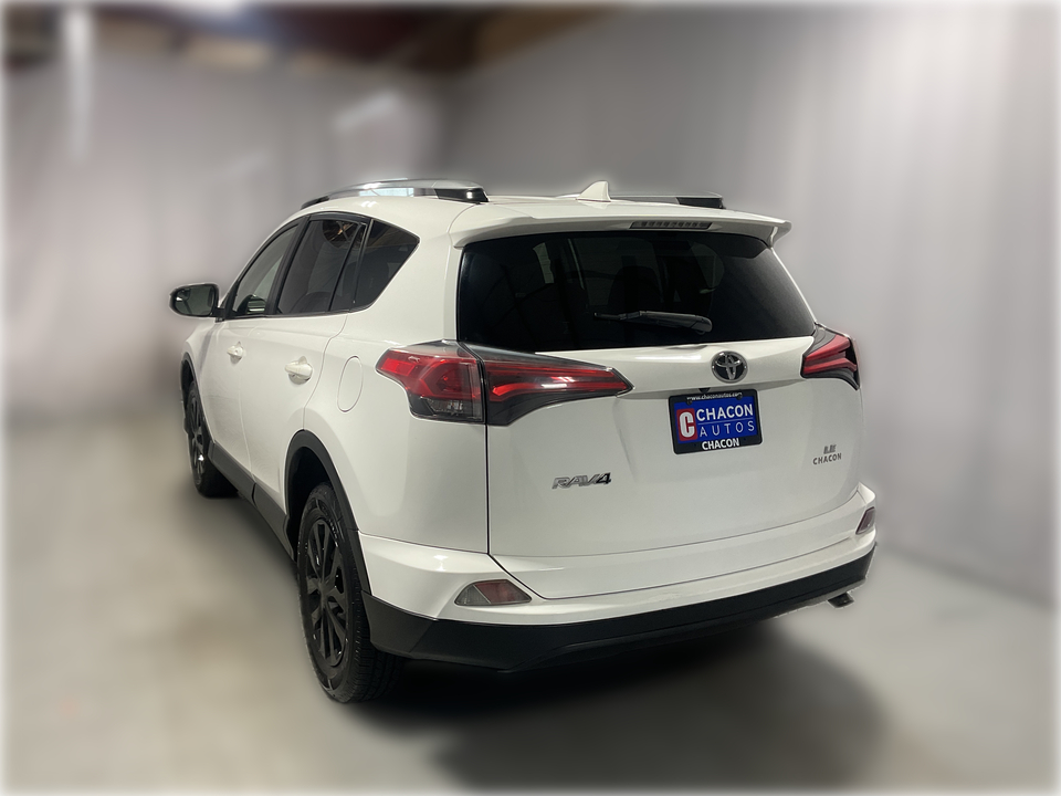 2018 Toyota RAV4 LE FWD