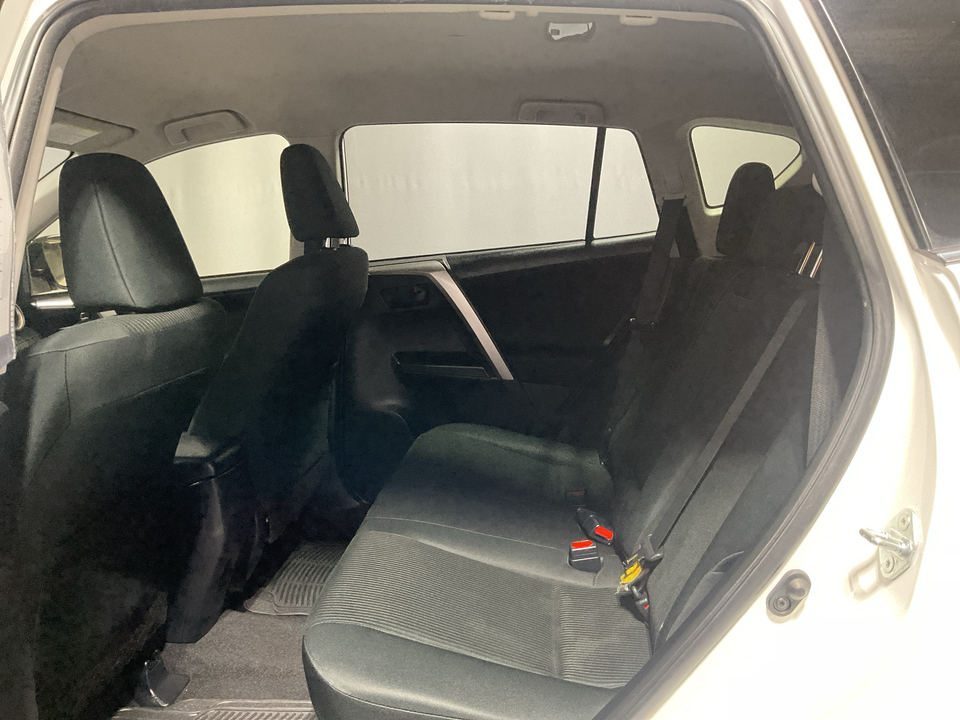 2018 Toyota RAV4 LE FWD